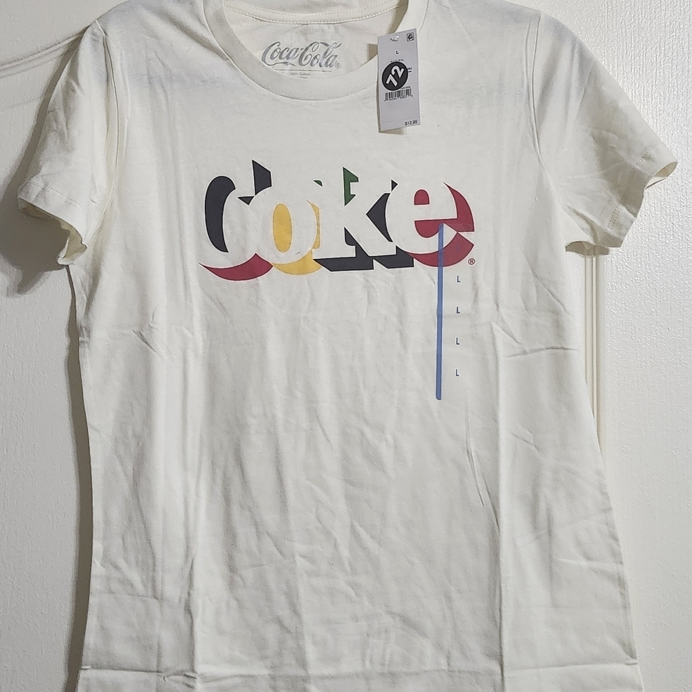 Coca-Cola White Graphic Tee - Picture 3 of 5